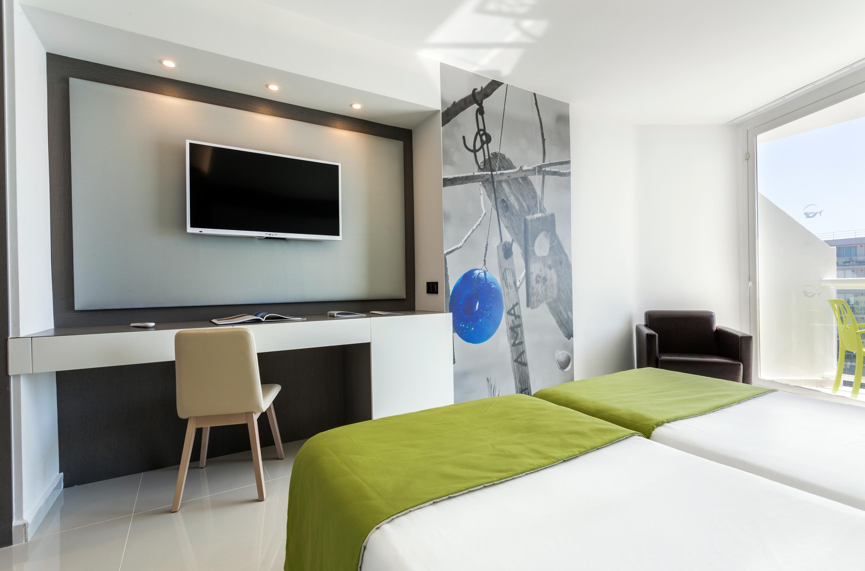 The Ibiza Twiins - 4* Sup Hotel Platja d'en Bossa Værelse billede