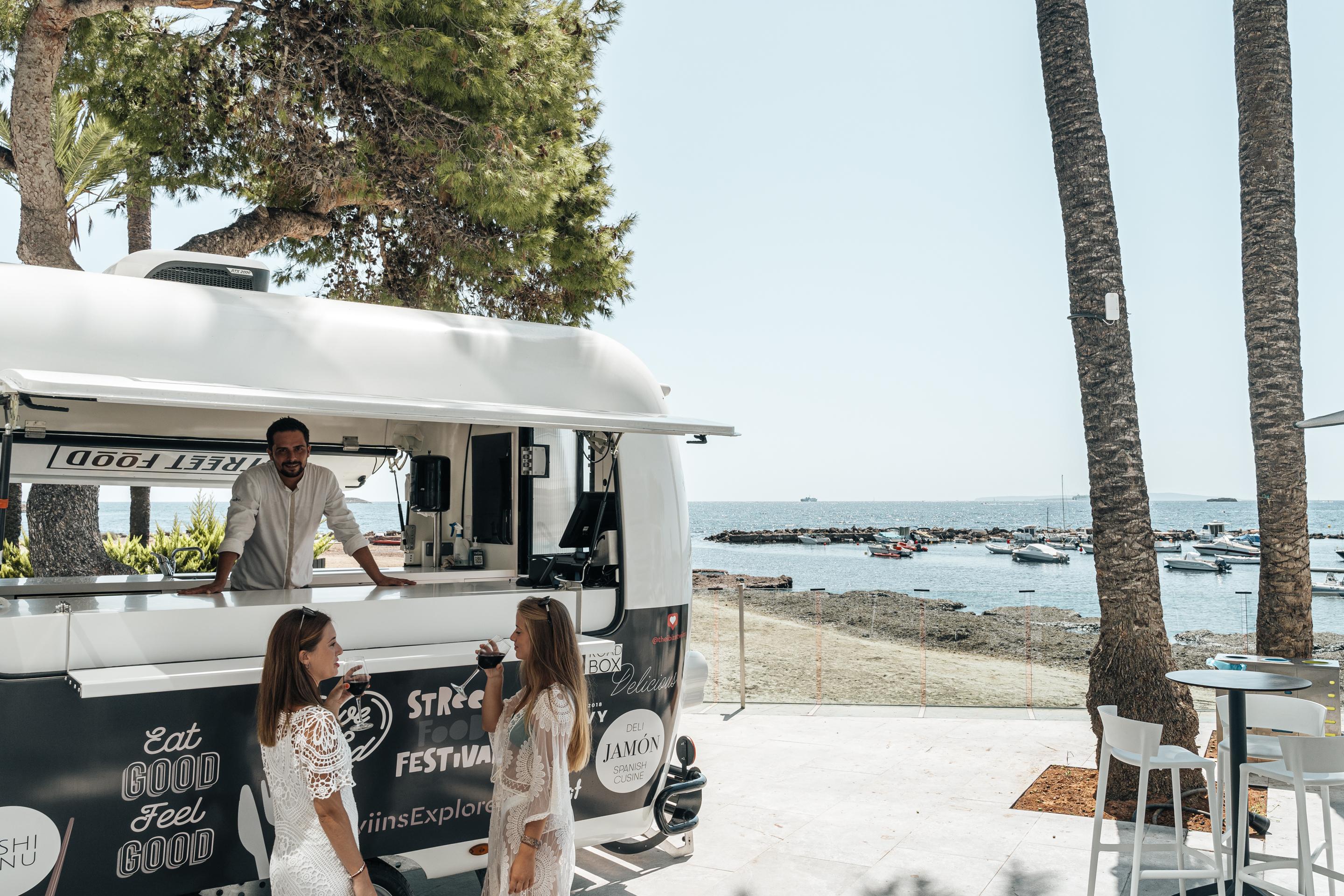 The Ibiza Twiins - 4* Sup Hotel Platja d'en Bossa Eksteriør billede