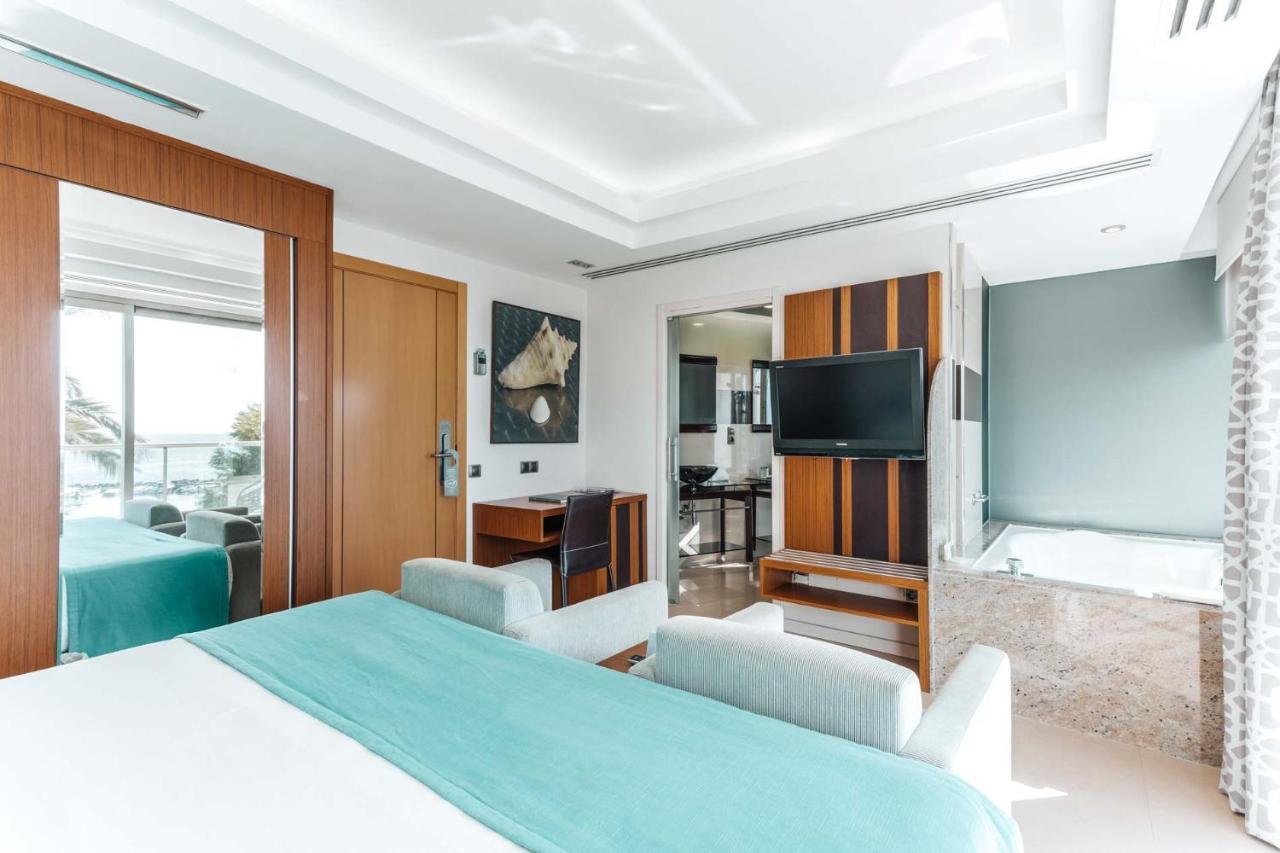 The Ibiza Twiins - 4* Sup Hotel Platja d'en Bossa Eksteriør billede
