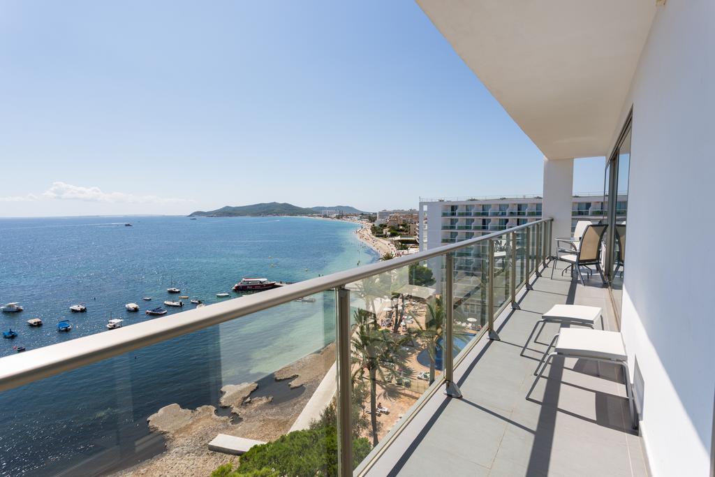 The Ibiza Twiins - 4* Sup Hotel Platja d'en Bossa Eksteriør billede